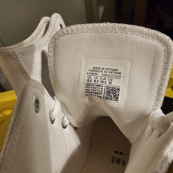 🚀 ELEVATE Your Style! White Converse Chuck Taylor All Star Wedge Sneaker!🤍 - Picture 8 of 9